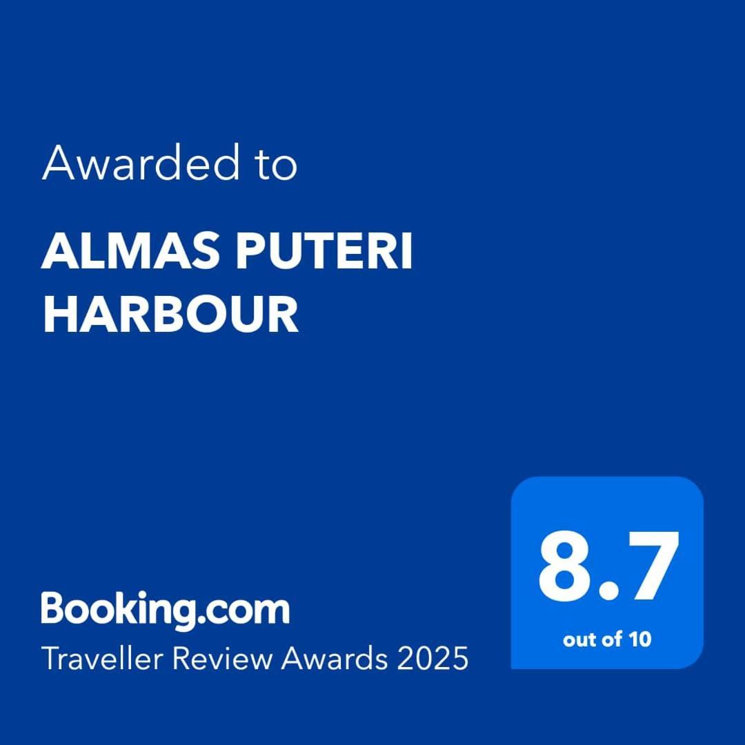 Апартаменты Almas Puteri Harbour Нусаджайя Экстерьер фото